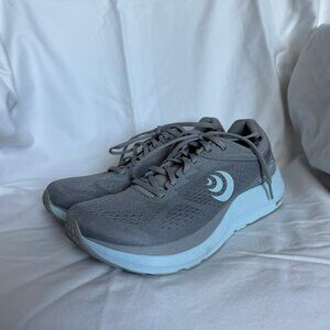 Topo Athletic Women's Phantom 3-Like New!